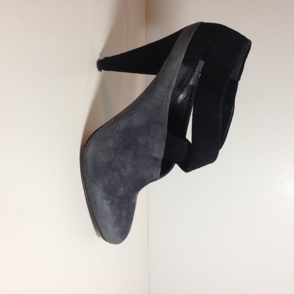 Authentic Prada grey/black two tone suede leather bootie - Picture 2 of 8